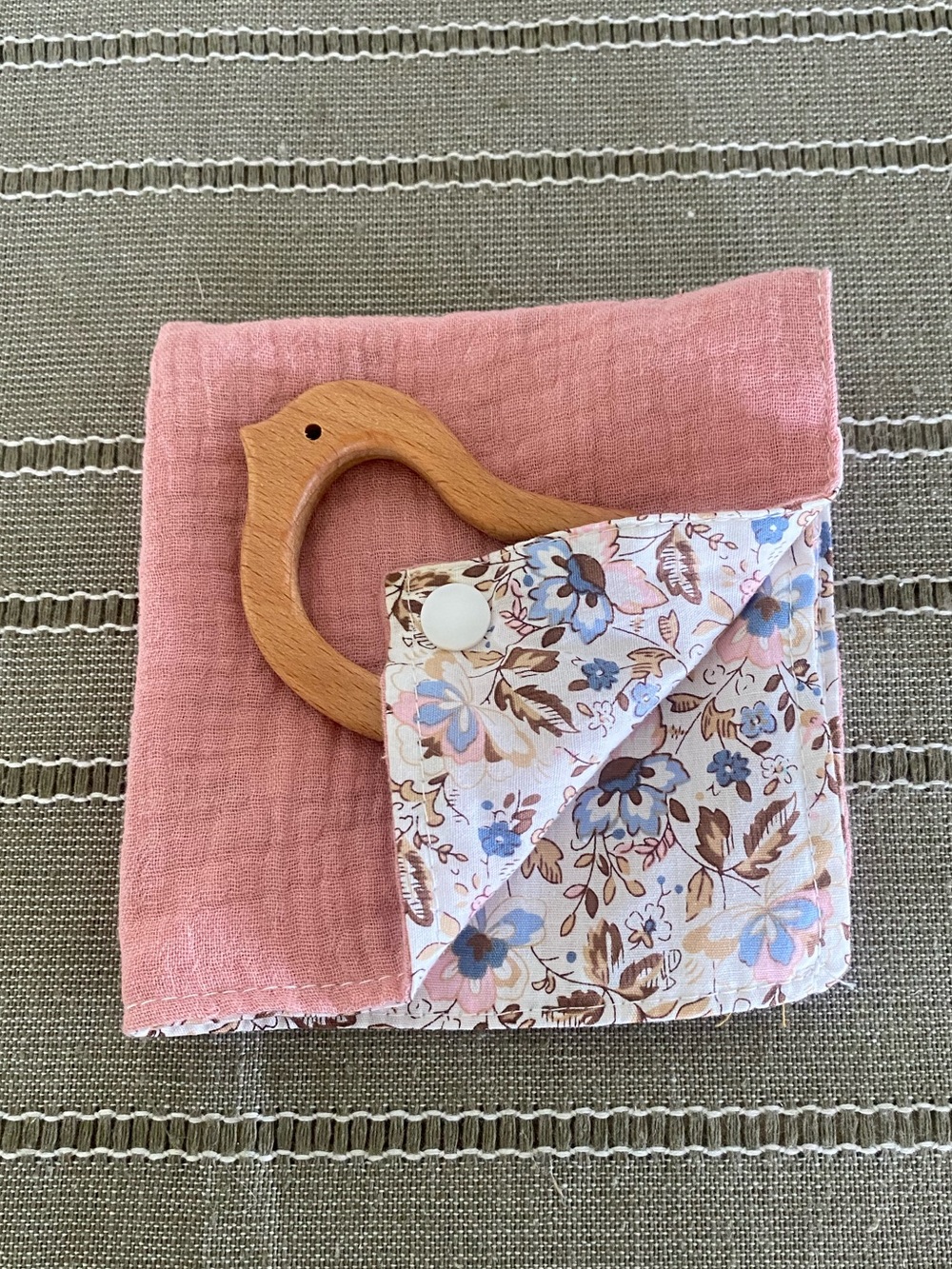PINK Lovey Security Blanket, Muslin Cotton Teething Toy Baby Shower Gift - NEW
